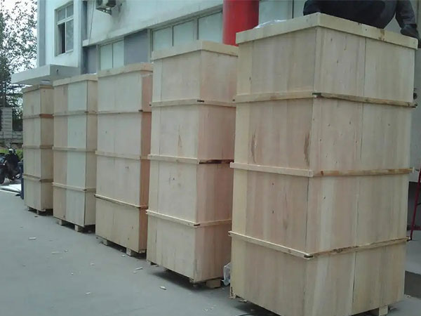 武漢熏蒸木箱廠家木材含水率控制：如何避免運輸中開裂變形